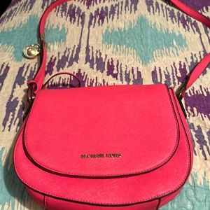 Michaek Kors crossbody purse